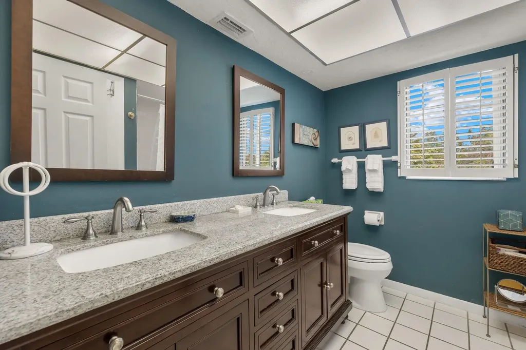 810 Elinor Way Sanibel FL 33957