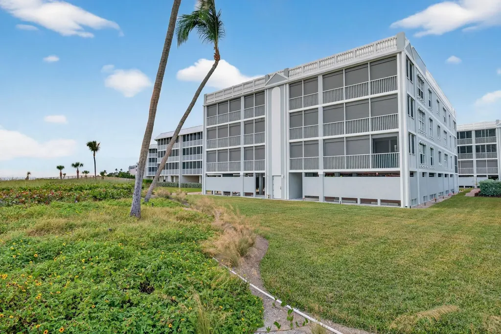 3145 W Gulf Drive Sanibel FL 33957