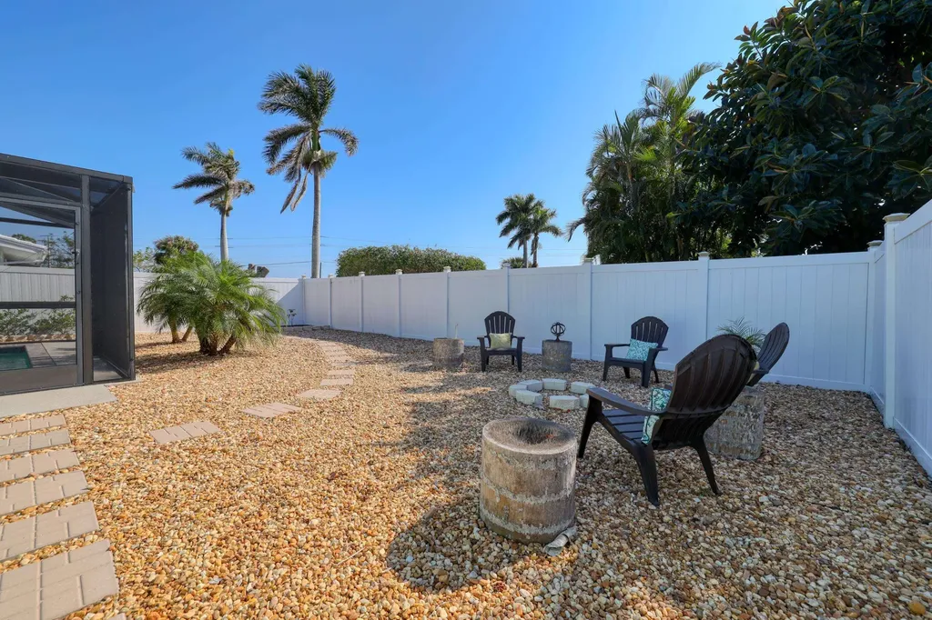 7238 Emily Drive Fort Myers FL 33908