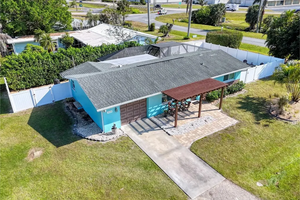7238 Emily Drive Fort Myers FL 33908