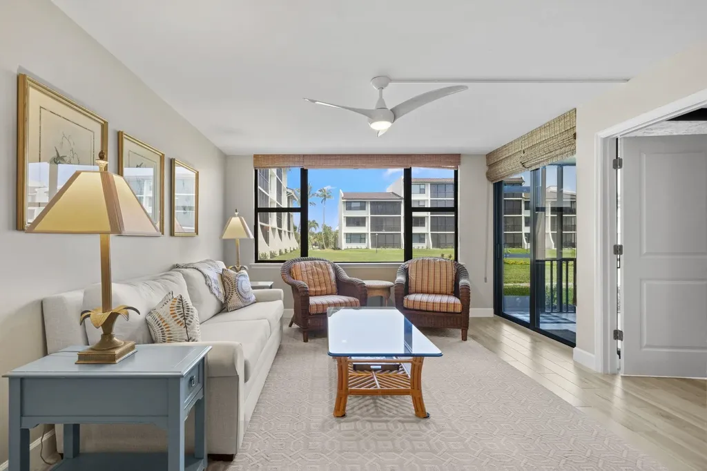 979 E Gulf Drive Sanibel FL 33957