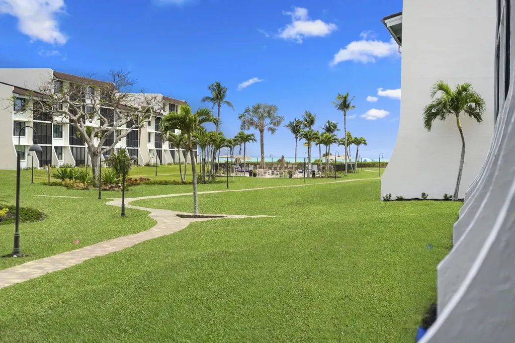 979 E Gulf Drive Sanibel FL 33957