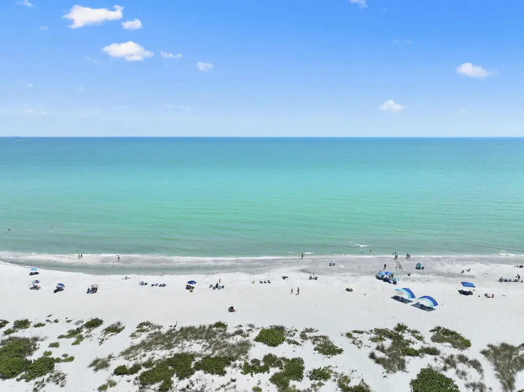 979 E Gulf Drive Sanibel FL 33957