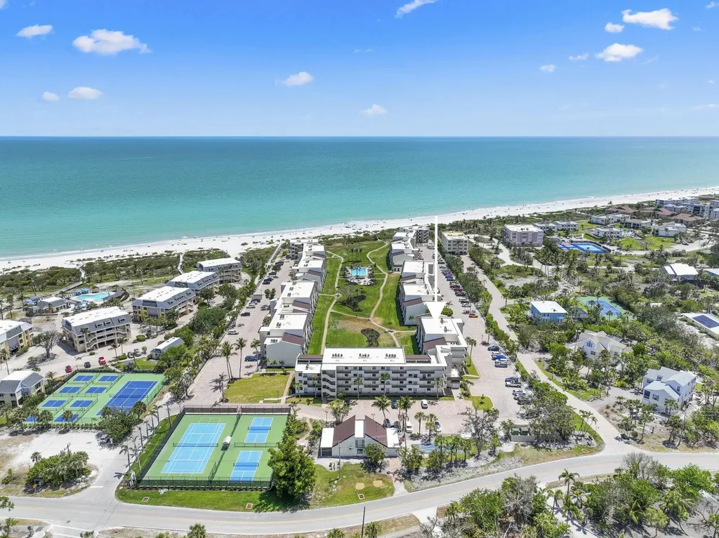 979 E Gulf Drive Sanibel FL 33957