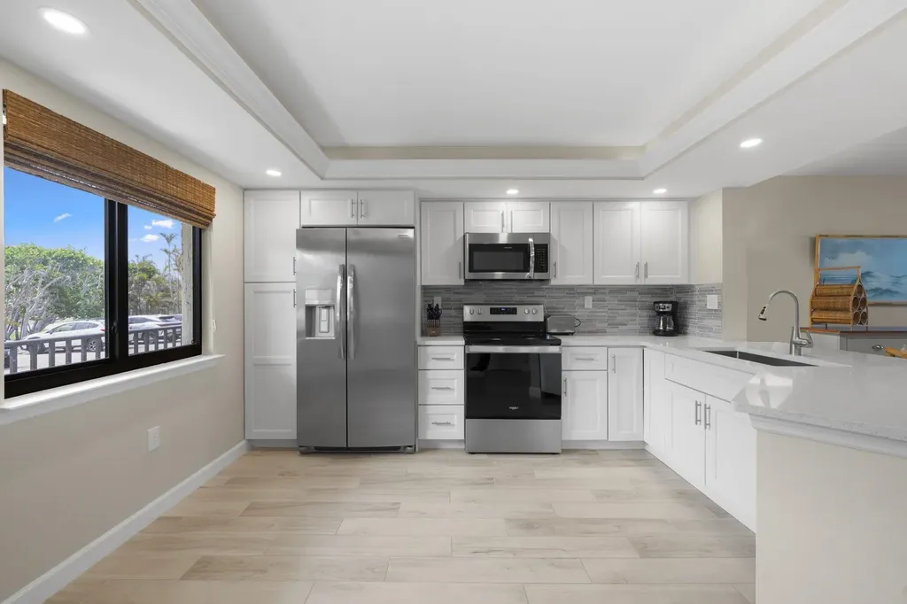 979 E Gulf Drive Sanibel FL 33957