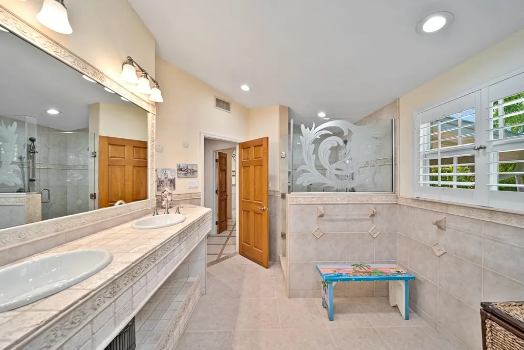 716 Rabbit Road Sanibel FL 33957