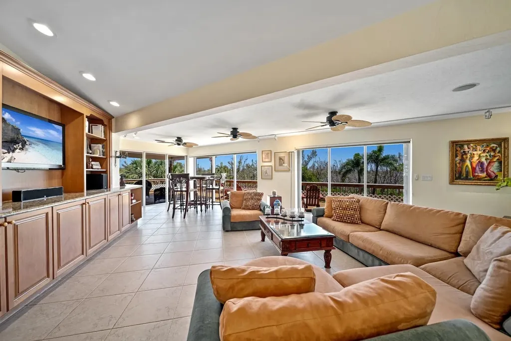 716 Rabbit Road Sanibel FL 33957