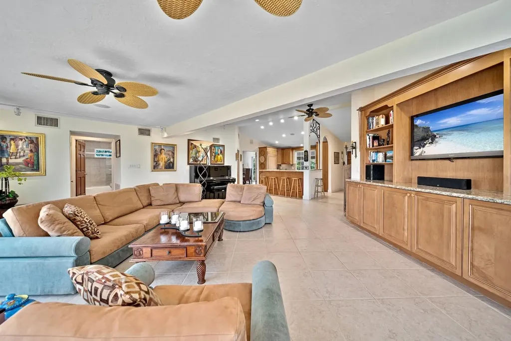 716 Rabbit Road Sanibel FL 33957