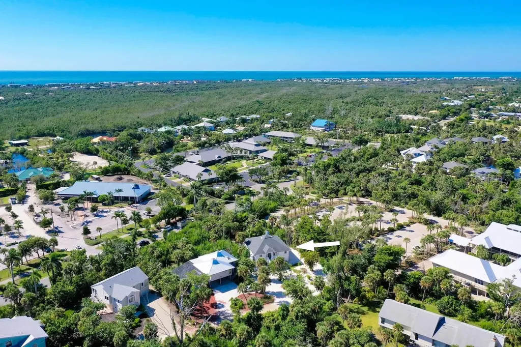 2011 Mitzi Lane Sanibel FL 33957-2011