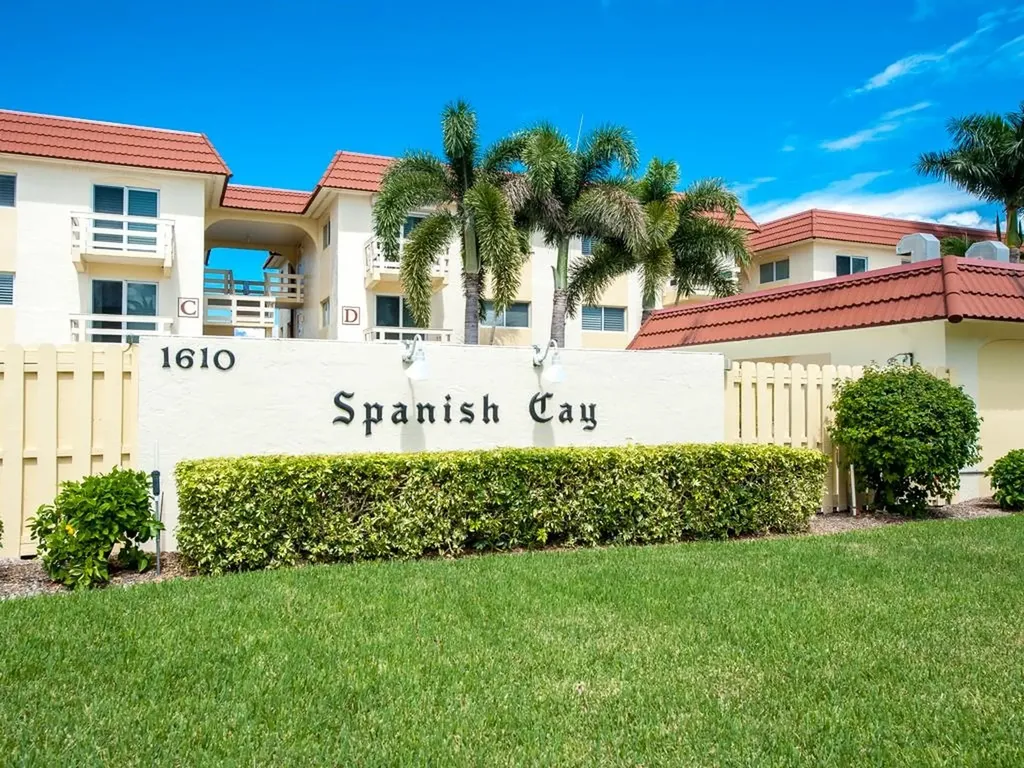 1610 Middle Gulf Drive Sanibel FL 33957