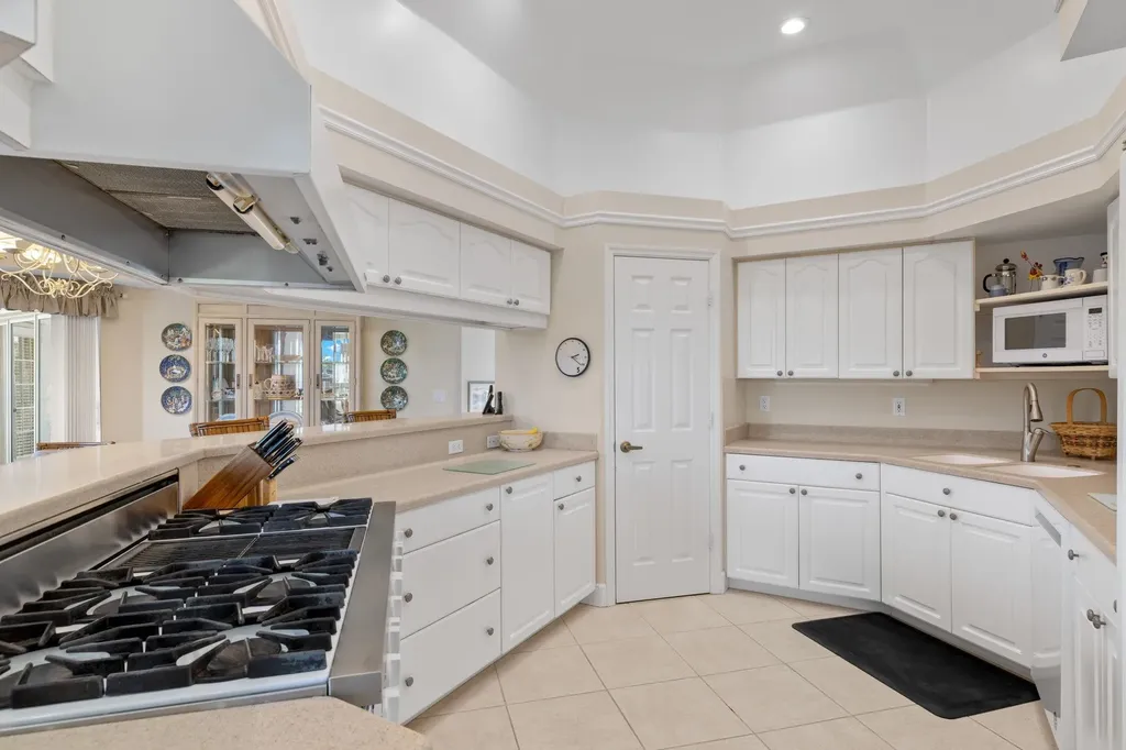 1293 Par View Drive Sanibel FL 33957