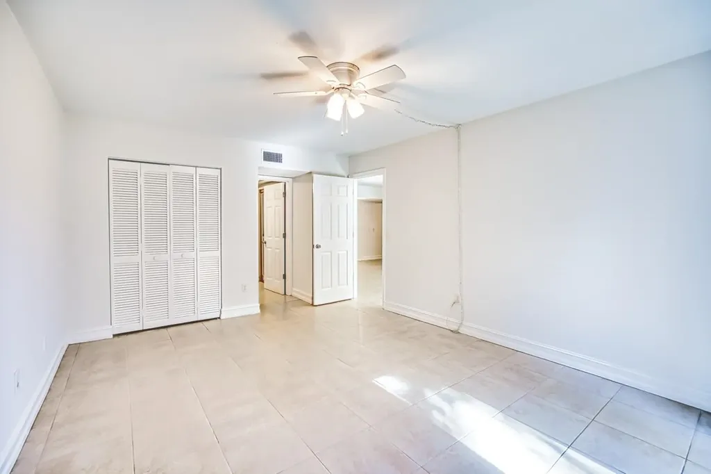 12471 Mcgregor Boulevard Fort Myers FL 33919