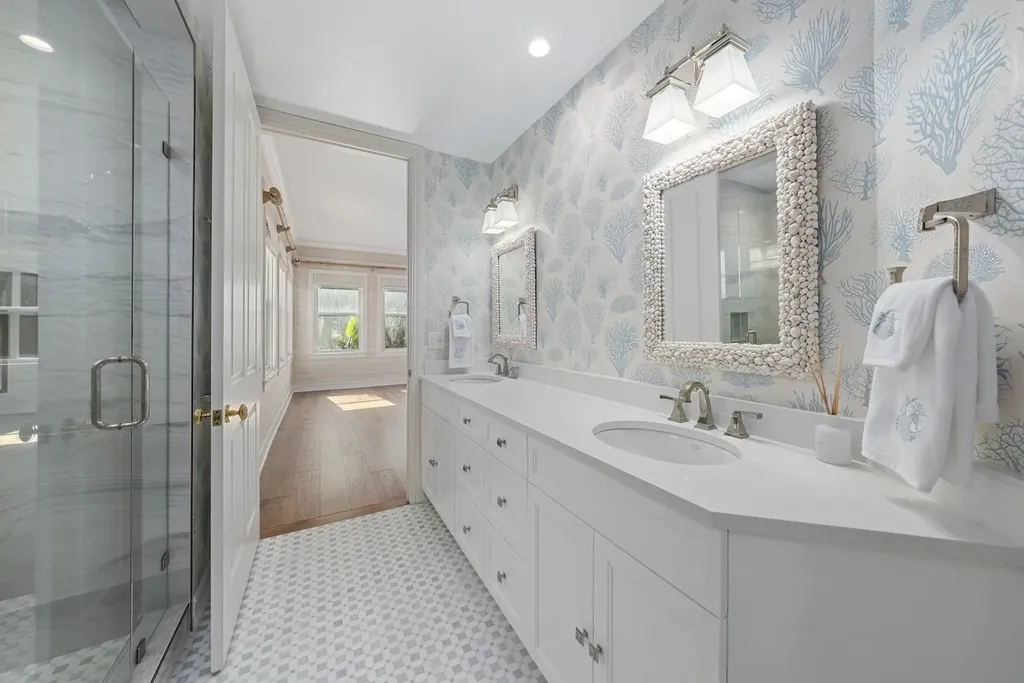 5681 Baltusrol Court Sanibel FL 33957