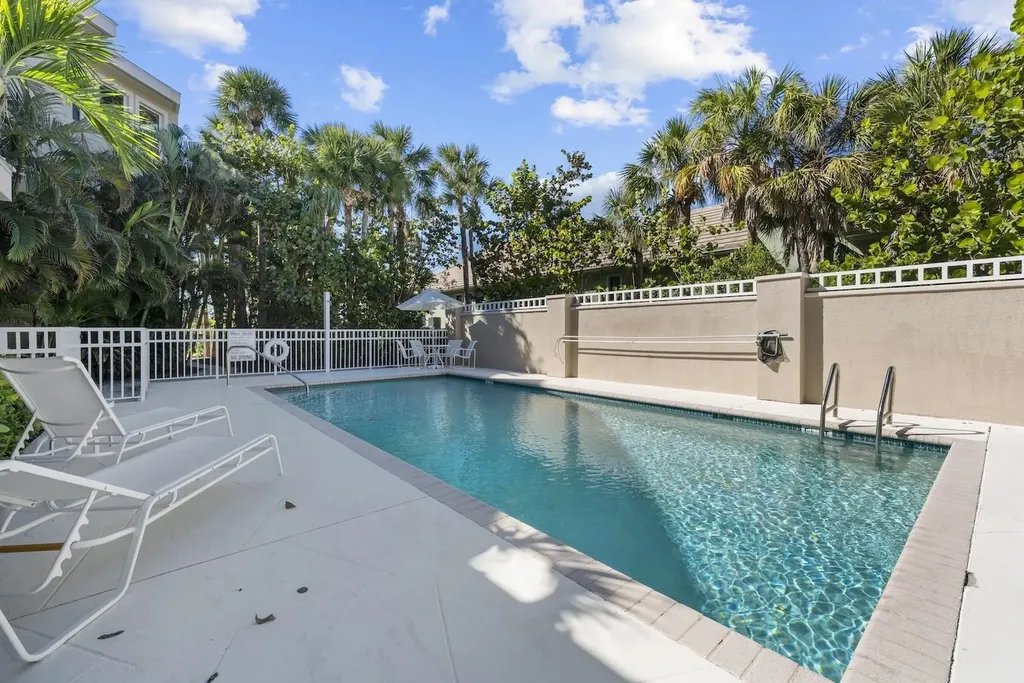 5681 Baltusrol Court Sanibel FL 33957