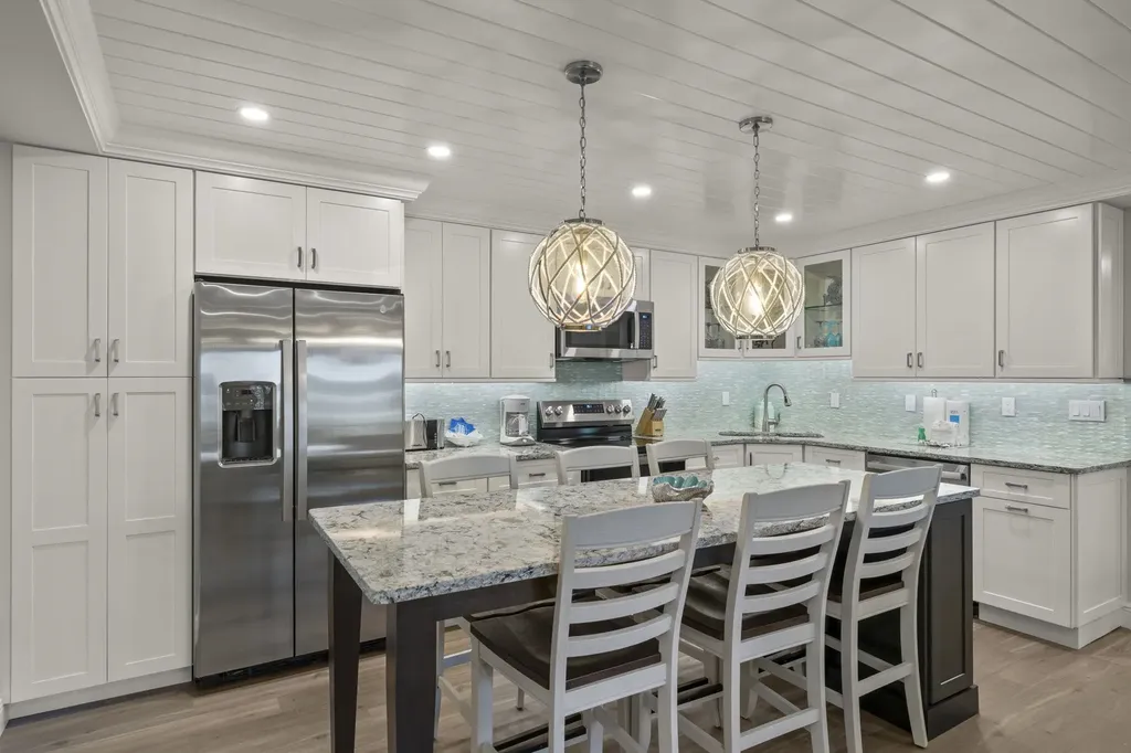 845 E Gulf Drive Sanibel FL 33957