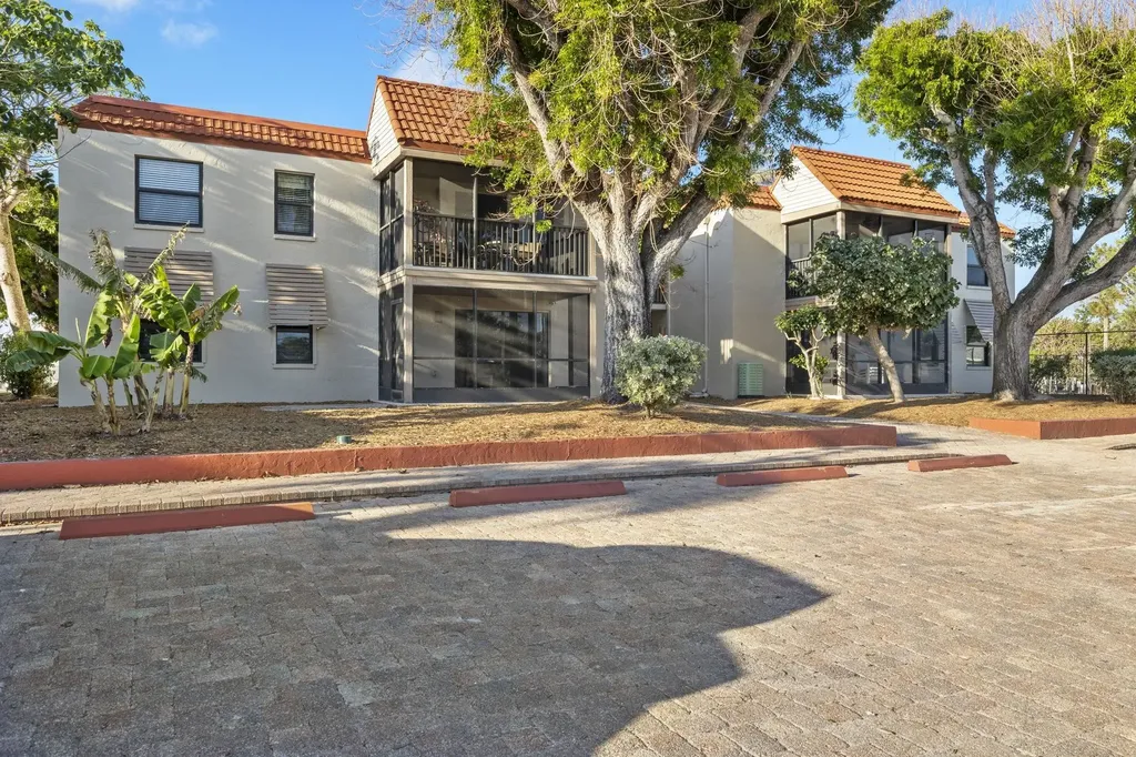 845 E Gulf Drive Sanibel FL 33957