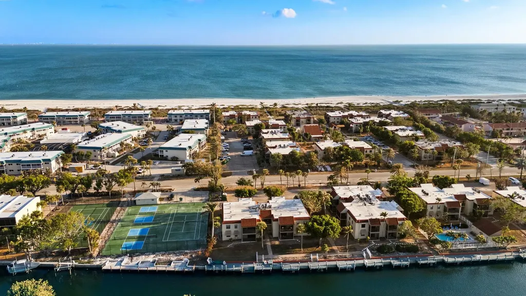 845 E Gulf Drive Sanibel FL 33957