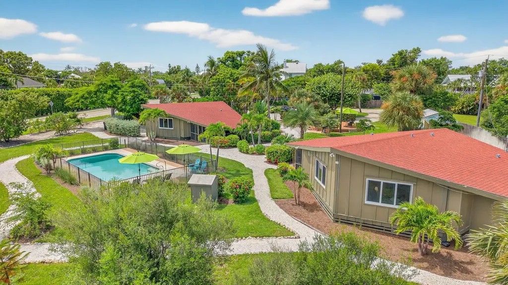 1220 Morningside Place Sanibel FL 33957