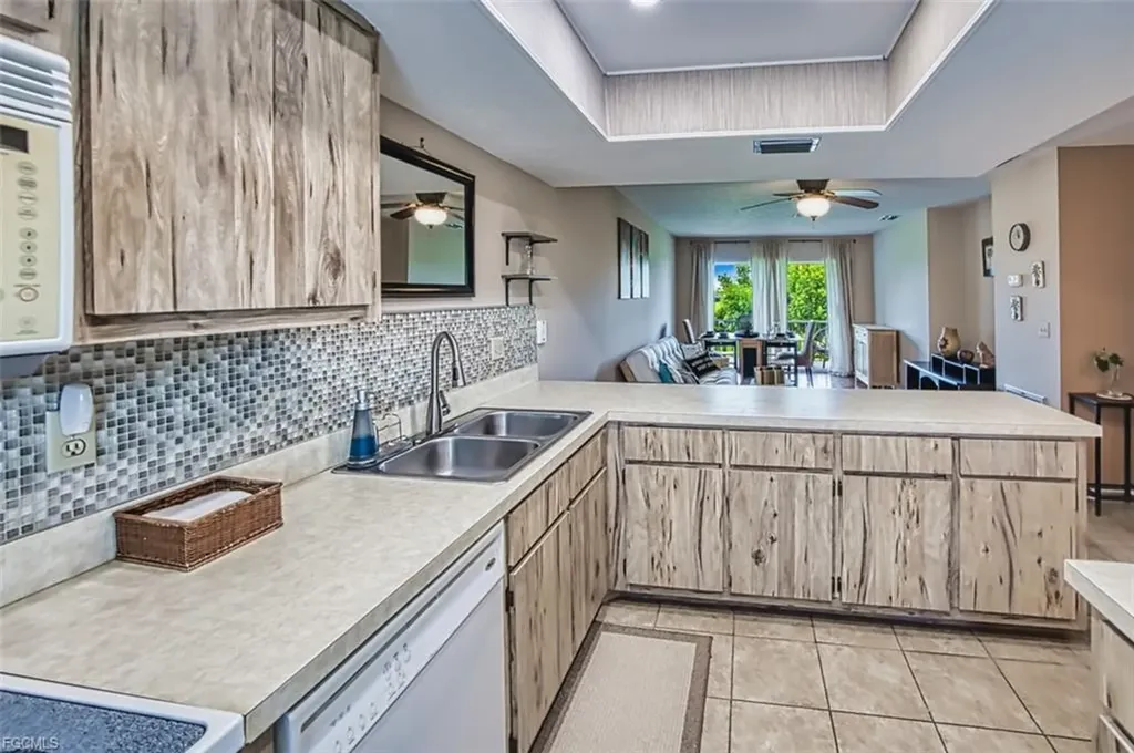 16001 Dublin Circle Fort Myers FL 33908