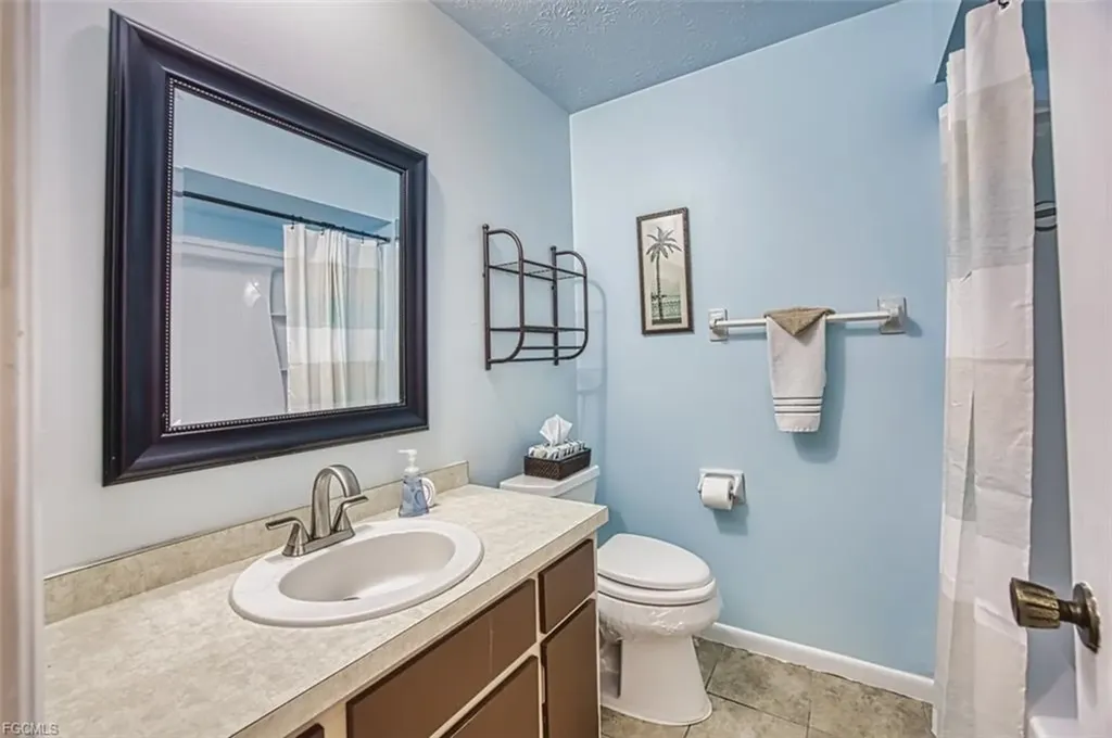 16001 Dublin Circle Fort Myers FL 33908