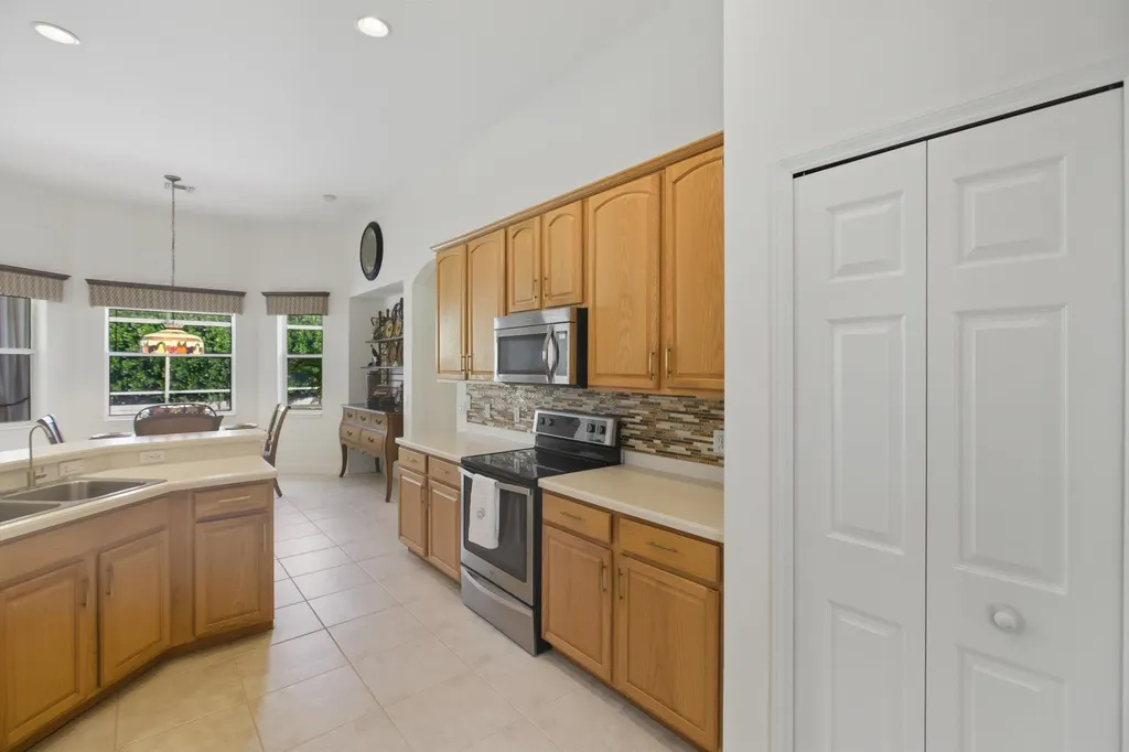 9836 Los Altos Court Fort Myers FL 33919