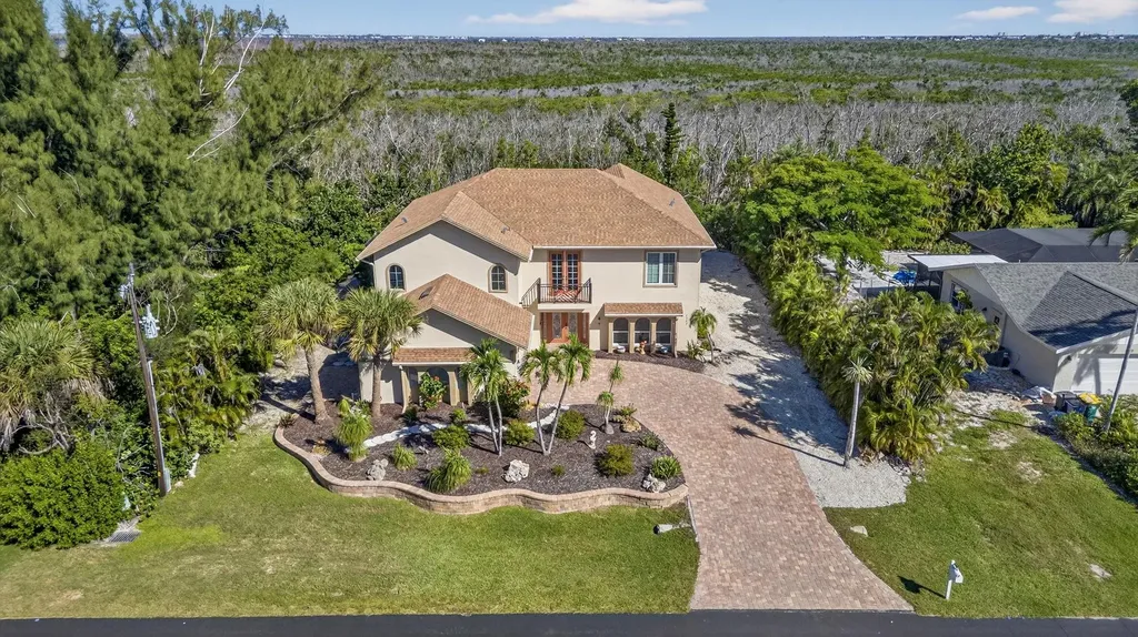 1747 Serenity Lane Sanibel FL 33957