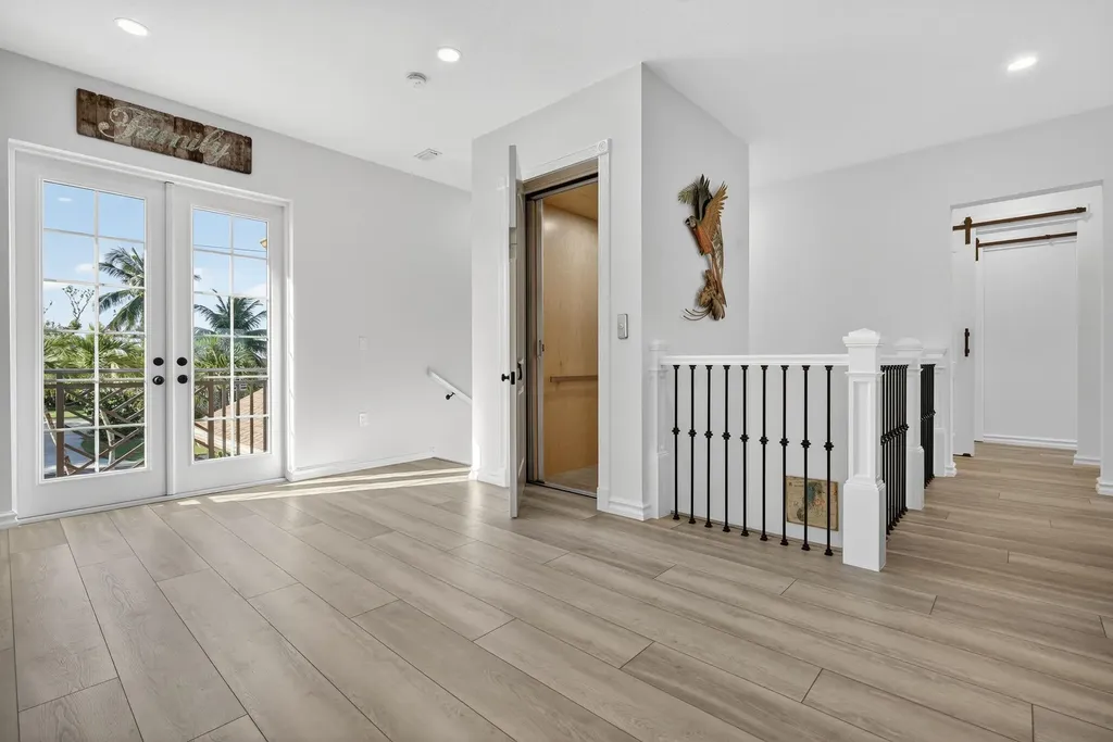 1747 Serenity Lane Sanibel FL 33957