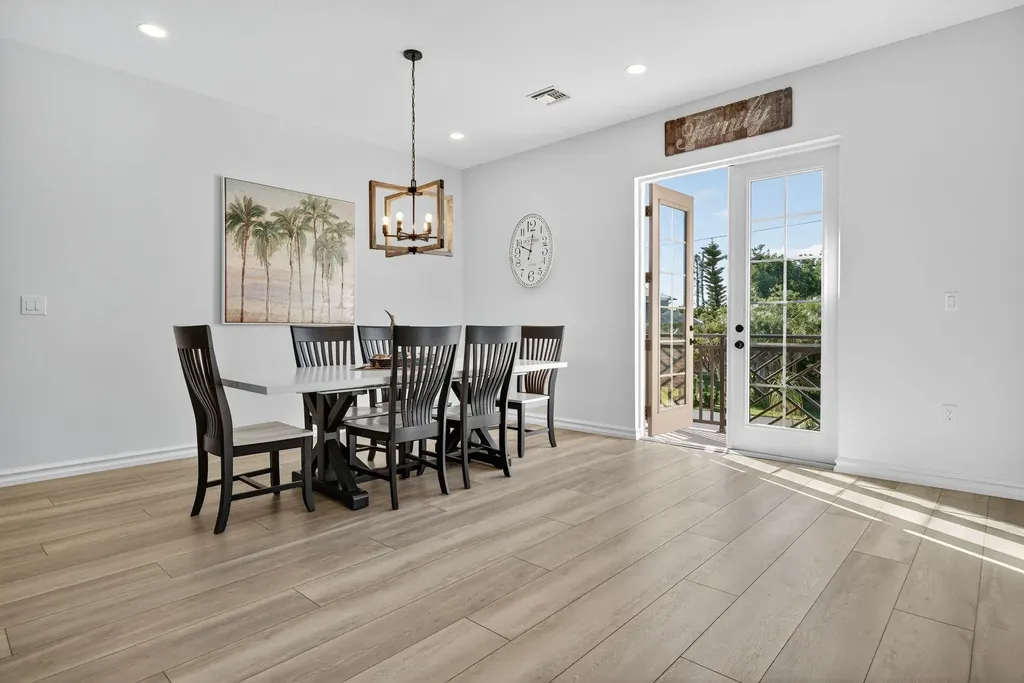 1747 Serenity Lane Sanibel FL 33957