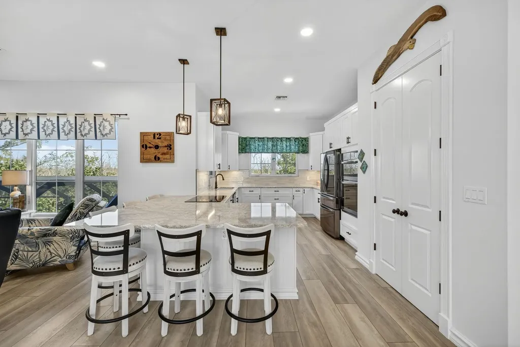 1747 Serenity Lane Sanibel FL 33957