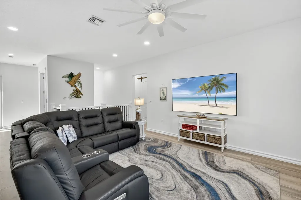 1747 Serenity Lane Sanibel FL 33957