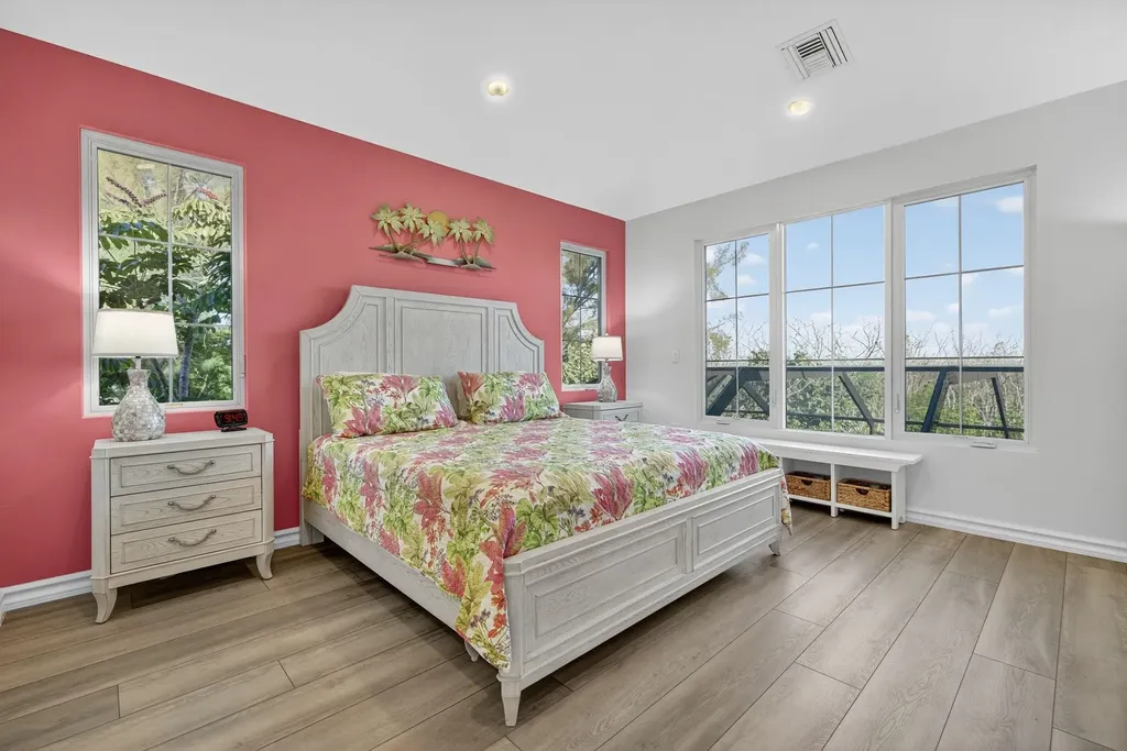 1747 Serenity Lane Sanibel FL 33957