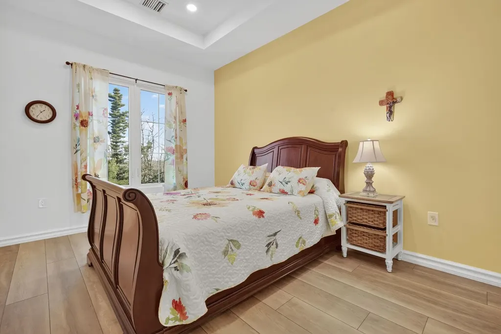 1747 Serenity Lane Sanibel FL 33957