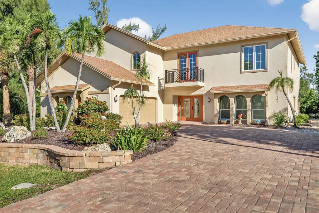 1747 Serenity Lane Sanibel FL 33957