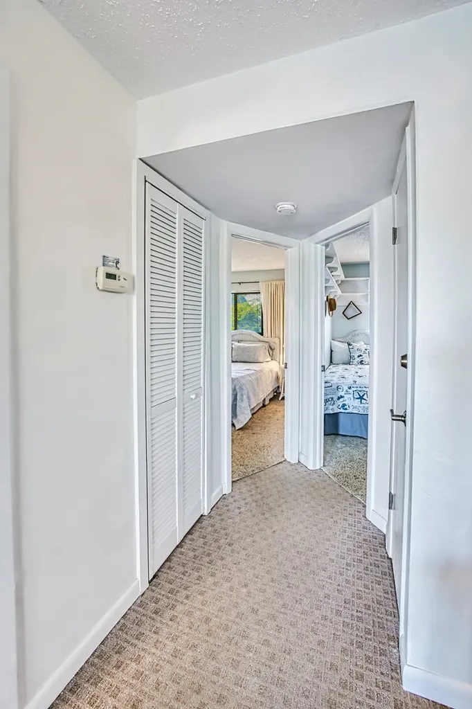 1250 Tennisplace Court Sanibel FL 33957