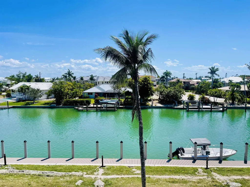 1250 Tennisplace Court Sanibel FL 33957