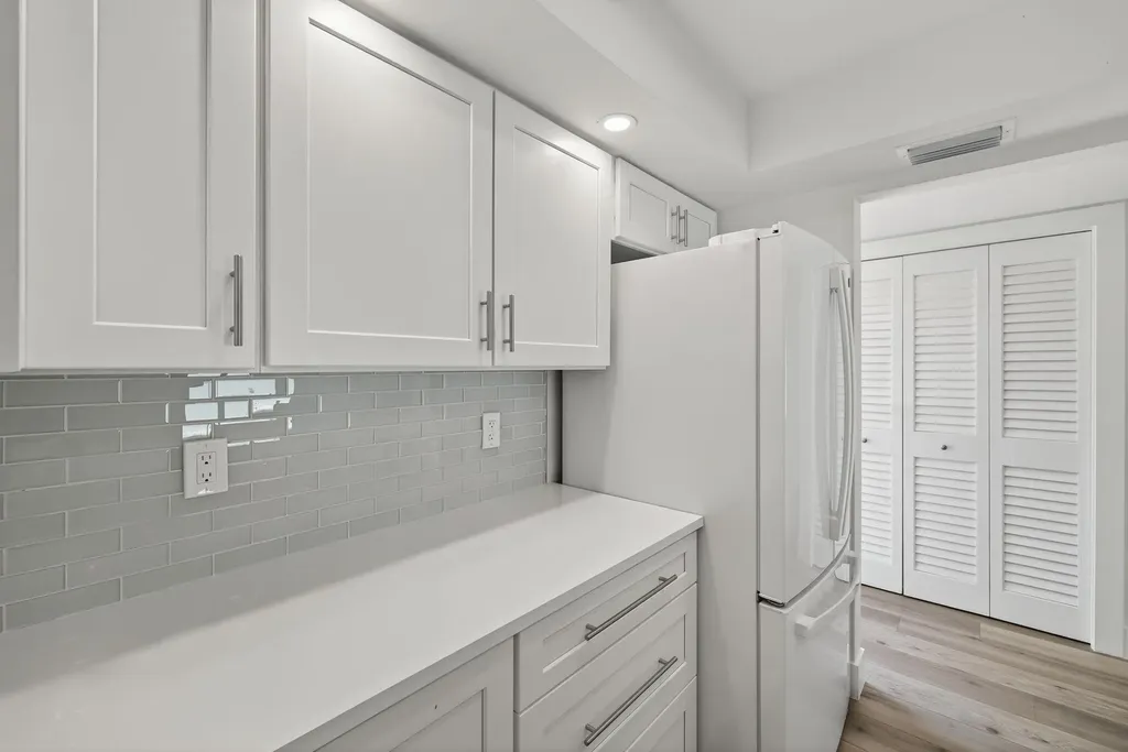 1610 Middle Gulf Drive Sanibel FL 33957