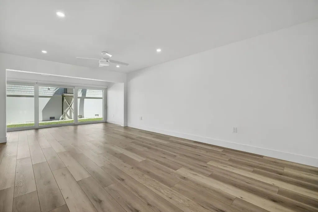 1610 Middle Gulf Drive Sanibel FL 33957