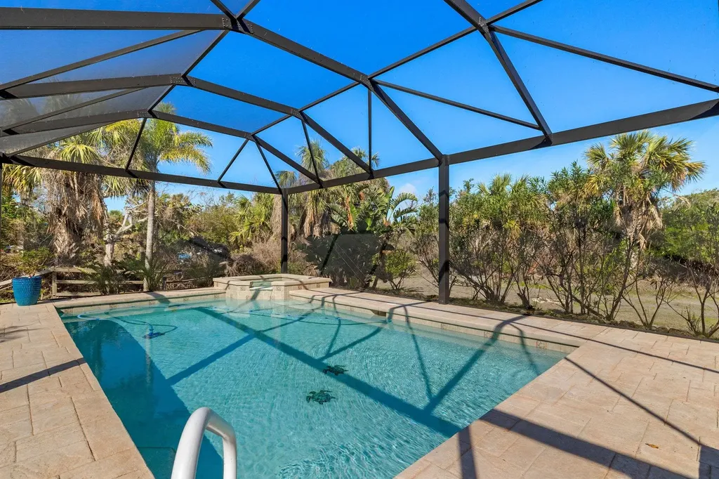 2999 Twin Ponds Drive Sanibel FL 33957