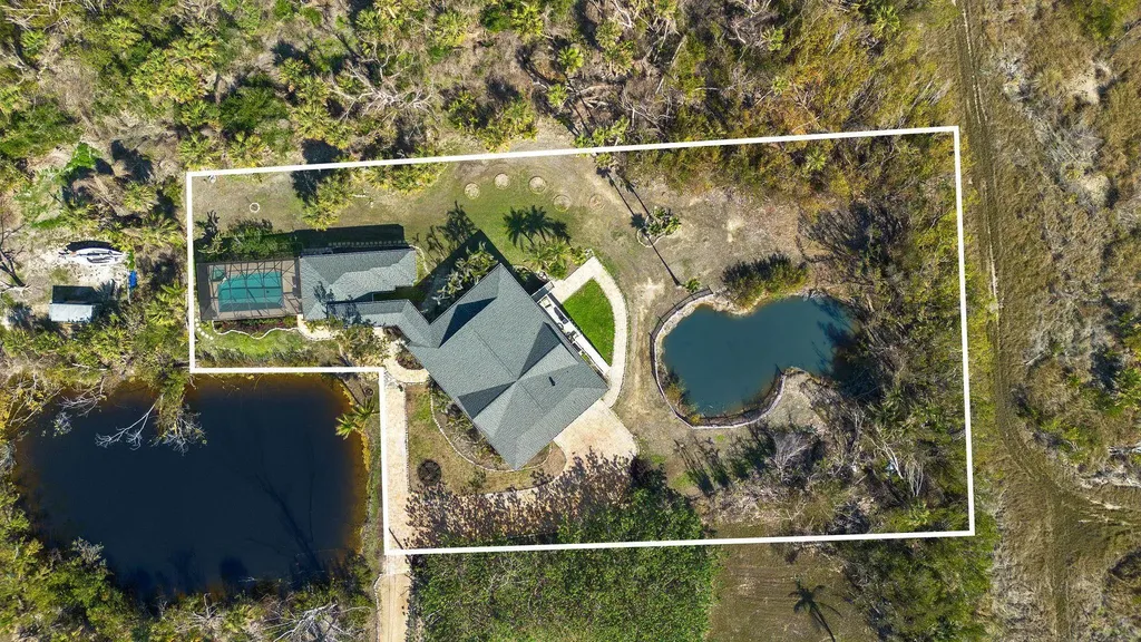 2999 Twin Ponds Drive Sanibel FL 33957