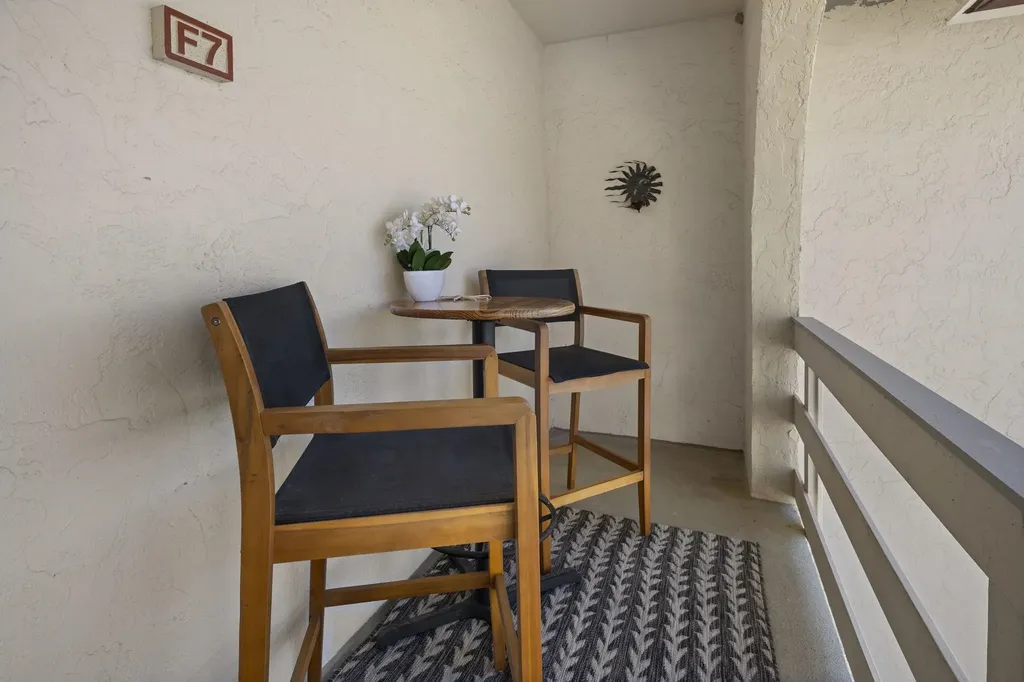 1610 Middle Gulf Drive Sanibel FL 33957