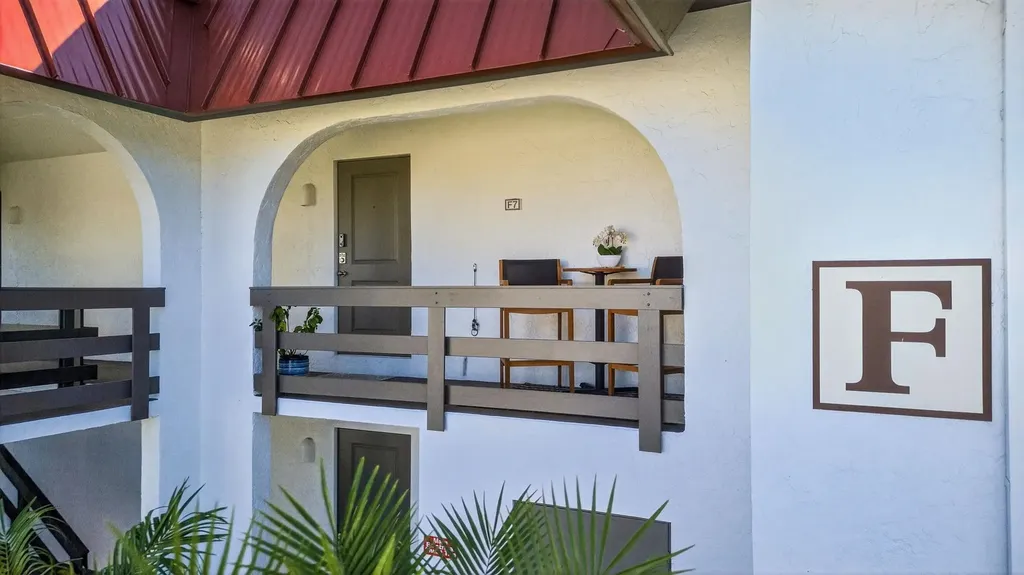 1610 Middle Gulf Drive Sanibel FL 33957