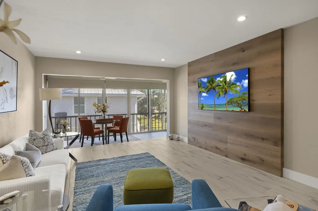1610 Middle Gulf Drive Sanibel FL 33957