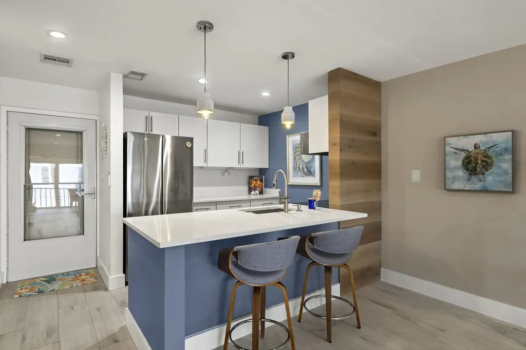 1610 Middle Gulf Drive Sanibel FL 33957