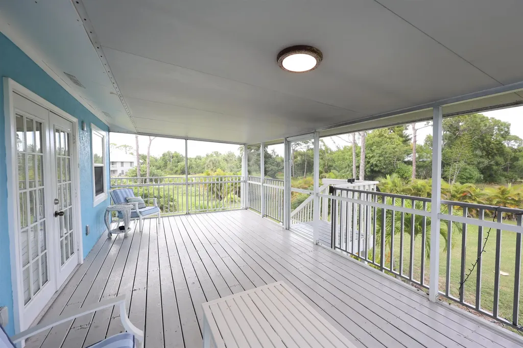 8642 Whispering Pines Drive St. James City FL 33956