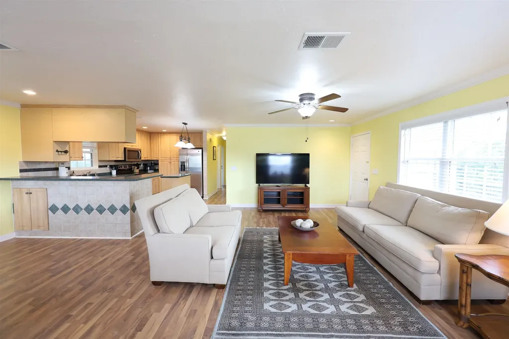 8642 Whispering Pines Drive St. James City FL 33956