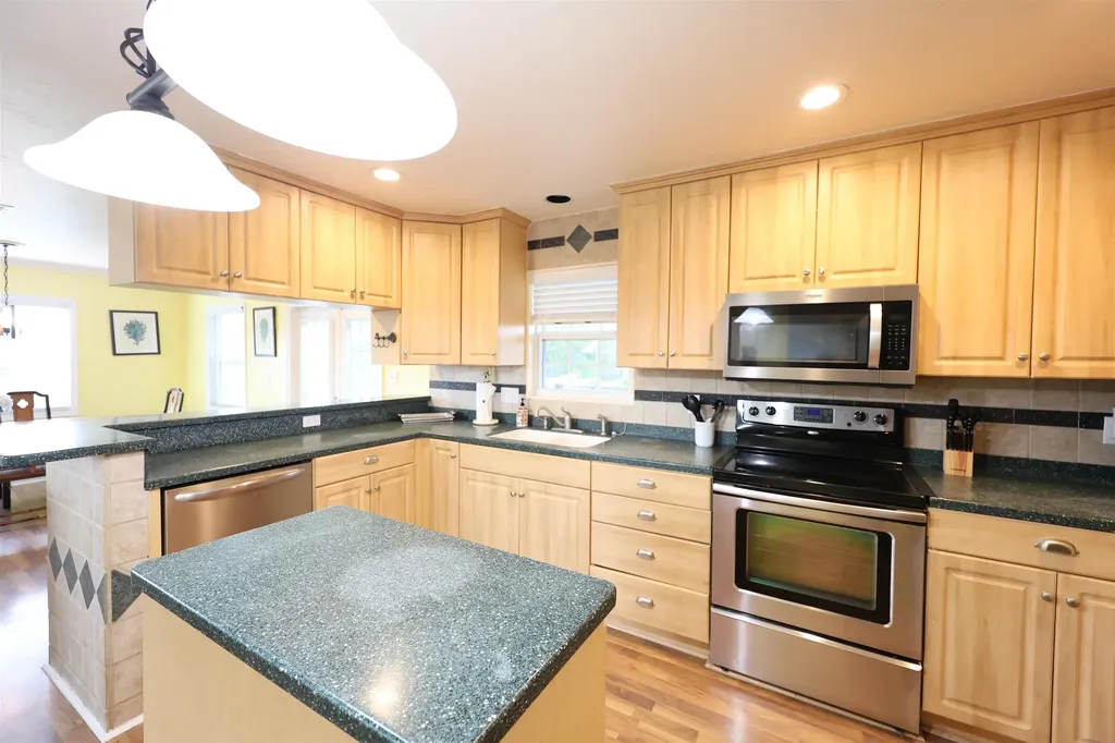 8642 Whispering Pines Drive St. James City FL 33956