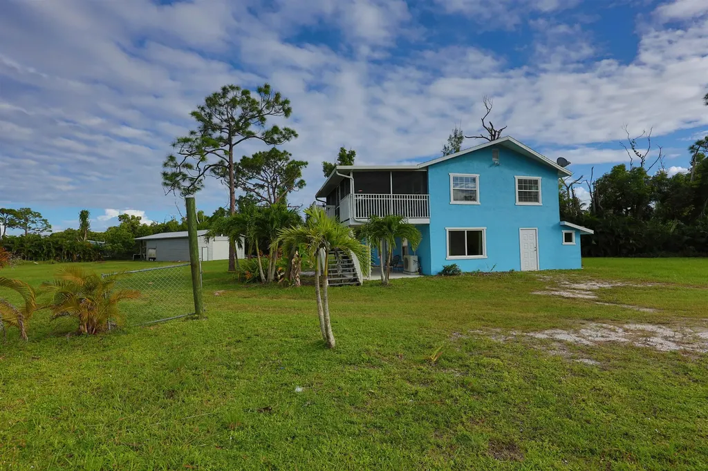 8642 Whispering Pines Drive St. James City FL 33956