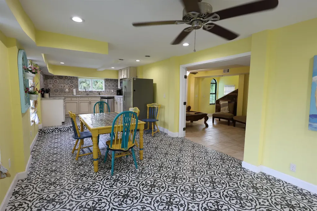8642 Whispering Pines Drive St. James City FL 33956