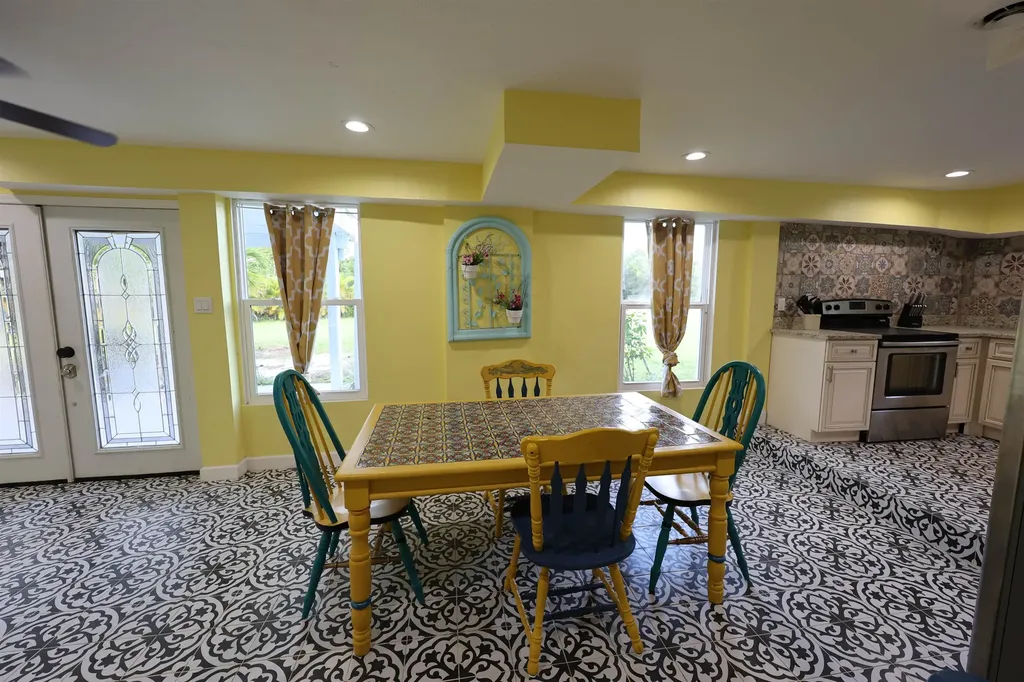 8642 Whispering Pines Drive St. James City FL 33956