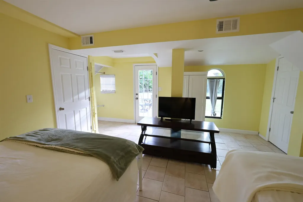 8642 Whispering Pines Drive St. James City FL 33956